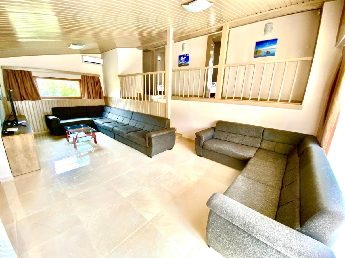 Villa 55 & Pool - Siófok Zewnętrze zdjęcie